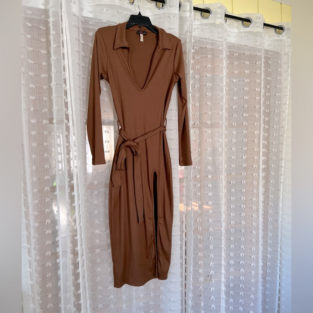 Brown knit dress